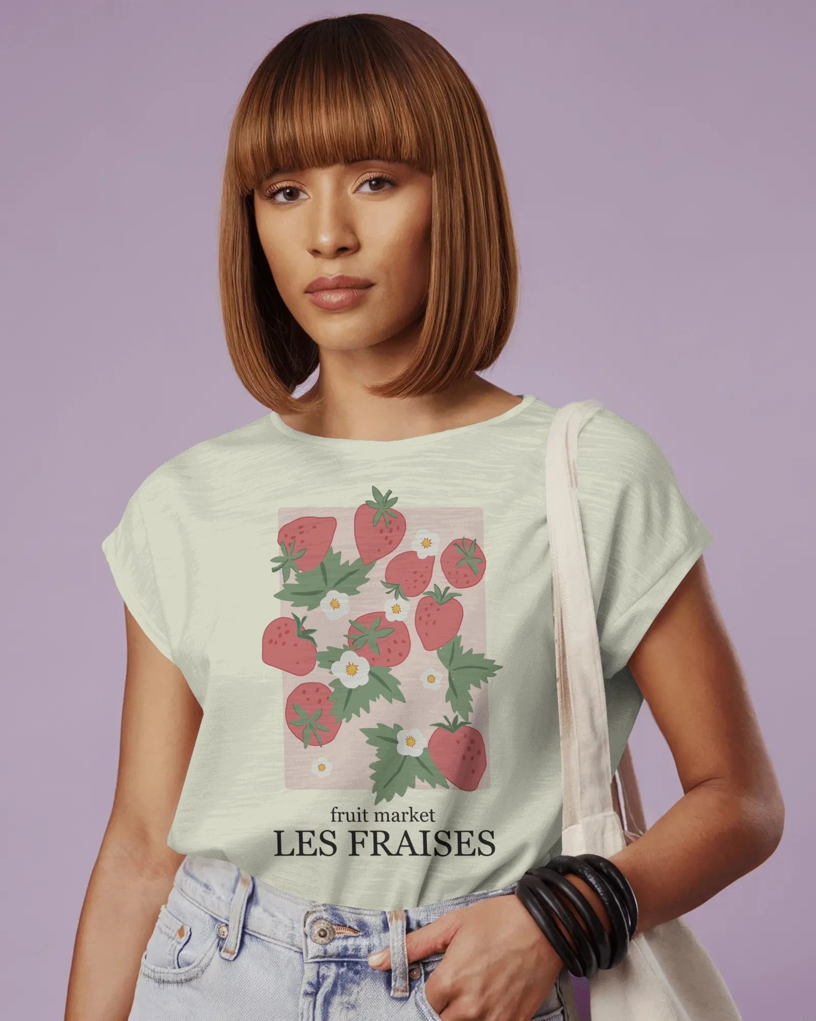 Les Fraises – Retro Strawberry Market Graphic Tee